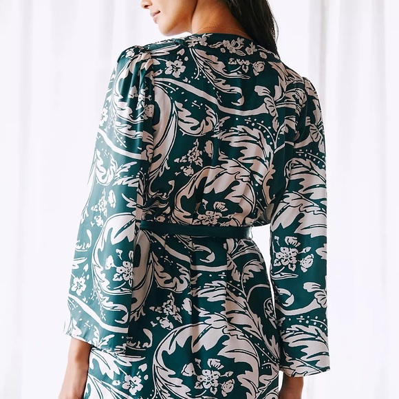 By Anthropologie Elegant Emerald Robe - Picture 2 of 4
